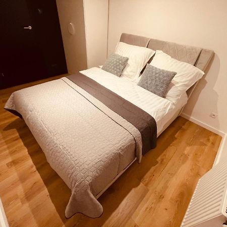 Apartamenty Ktw Penthouse Z Tarasem カトヴィツェ エクステリア 写真