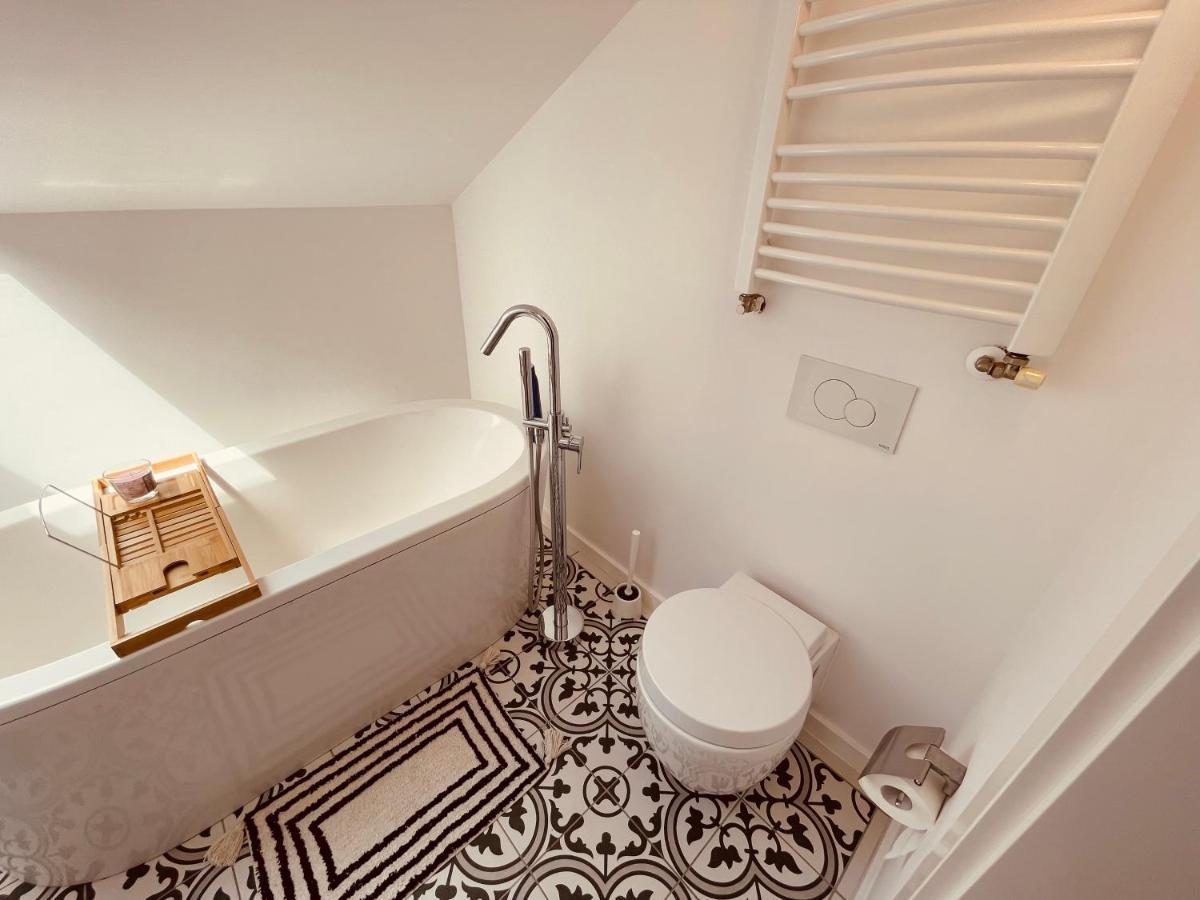 Apartamenty Ktw Penthouse Z Tarasem カトヴィツェ エクステリア 写真